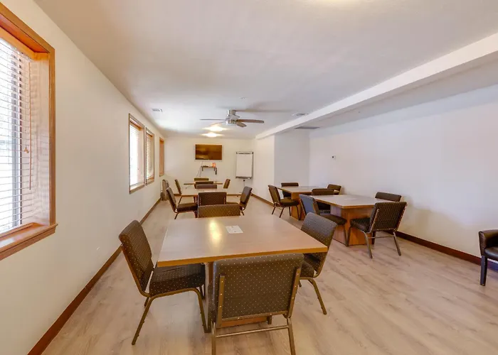 Townhome Near Dtwn Flagstaff: Grill, Golf & Relax! Casa vacanze