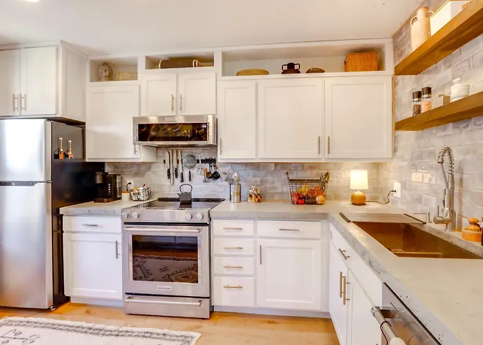 Townhome Near Dtwn Flagstaff: Grill, Golf & Relax! Casa vacanze