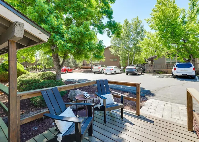 Townhome Near Dtwn Flagstaff: Grill, Golf & Relax! Casa vacanze